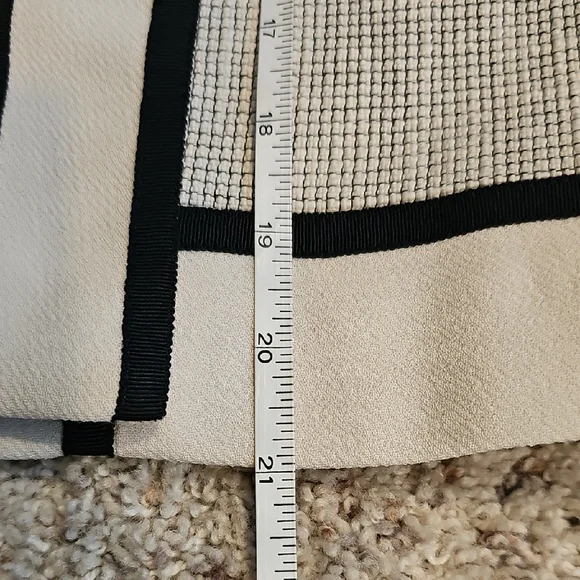 Ann Taylor black and ivory blazer sz 8 - Picture 10 of 13